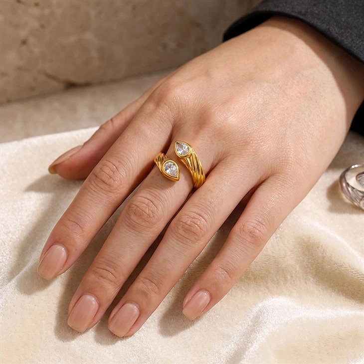 Twist Dual Stone Ring suppliers